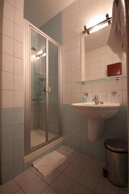 Relax Inn Soporna Quarto foto